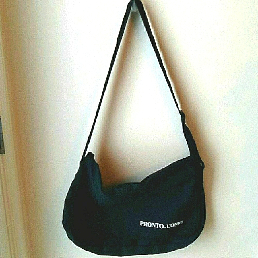 Pronto-Uomo Messenger Bag black